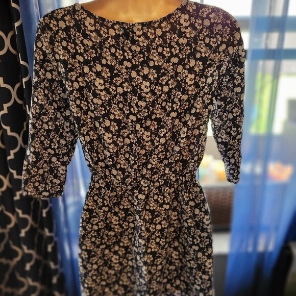 Divided H&M Navy Blue and White Floral Dress Size 4 - Picture 3 of 3